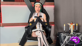 Nun Needs Jesus: Cross in Ass, Squirting on Savior