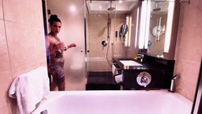 Hot porn star model needs an oil massage with whole body to relax