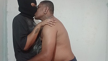 COMENDO MINHA CUNHADA GORDINHA GOSTOSA