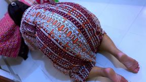 Beautiful Egypt Hot Stepmom Stuck Inside Table Now She Want Rough Anal From Me!