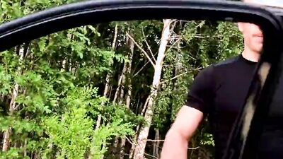 Dude gets fucked by a total stranger on the road