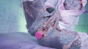 tattood girl with glasses and buttplug fucks a tattooed dick, dp, facial