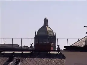 Sexy Babe takes double penetration