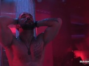 Straight Solo Muscle Hunk Jerks Big Dick In His Glam Lodge
