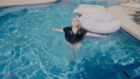 Pool Dunking JOI
