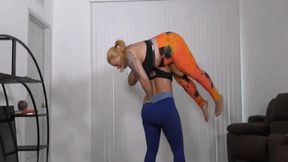 Megan & Kristen: Lifting WMV