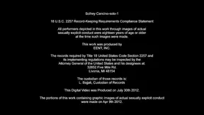 Solhey's sultry solo performance