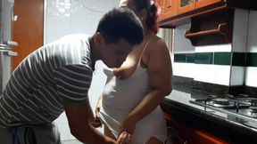 I Found My Best Friend&#039;s Mom Pantyless in the Kitchen