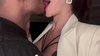 Botou gozou! O melhor beijo de S&atilde_o Paulo gozou no meu cusinho.