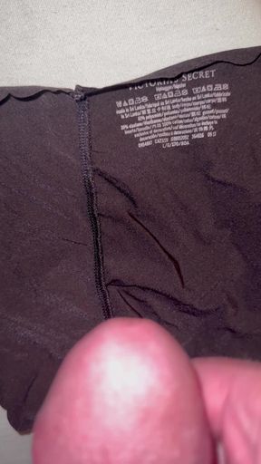 Cum on wife's panties 40