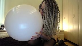 White Big Ballon Blow Then Pop with Ass