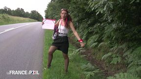 slutty hitchhiker gives her ass for a ride