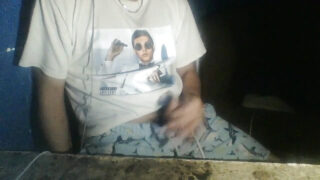 Selbstgedrehter Solo-Mädchenfilm von schwulen Amateur-Teens, großer Schwanz in den Arsch gefickt