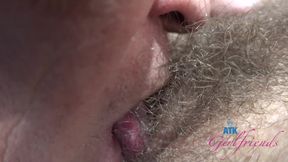 Hairy babe Sia Wood gives intimate GFE session POV