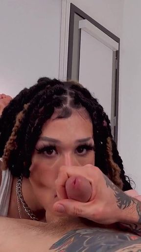 Pretty TS Sienna Vienna fucked hard