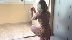 Blond milf rides huge cock in doggy style and gets a squirting orgasm