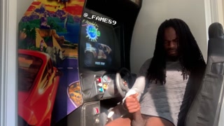 KingFame stroking on Arcade Game