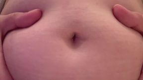 Washing My Fat Innie Belly Button
