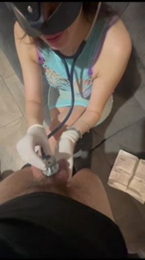 Visita personalizzata dalla mia dottoressa preferita in guanti e mascherina. Completo su OF. Milf it