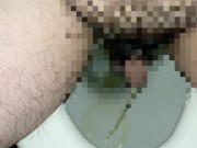 【包茎】朝一で出す黄色い特濃おしっこ