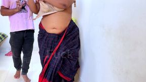 When Telugu Aunty Wearing Saree Without Blouse Went to the Shop to Buy Bra, Shopkeeper Fucks Her While She Trial the Bra - Cum