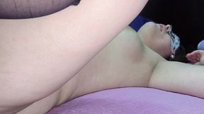 colegiala mexicana traga semen culona milf en mini falda se quita todo su uniforme y se la folla despues de la escuela hace unas mamadas y se come el semen