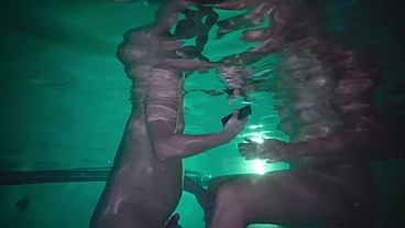Underwater Pool Fuck