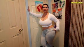 milah romanov curvy jeans wetting omorashi