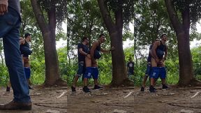 casado arrombando meu cu na trilha do parque