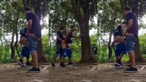 casado arrombando meu cu na trilha do parque