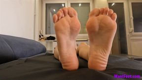 Small Wrinkled Soles Command - 4K MP4