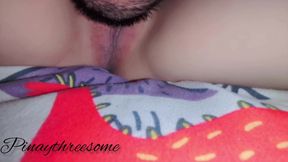 Eating pinkies pussy. So wetty and messy delicious hottest pussy