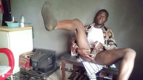 Hot sex cum with a soap forming liquid is hard to release