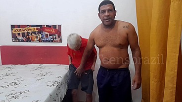 Leo ogro na brotheragem com seu amigo BOYCETA