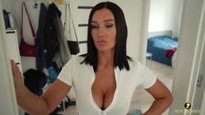 My sex-appeal stepmom is a forbidden fruit which I couldn't resist