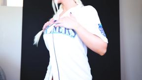 TRIDENTS UP FOR THE MARINERS! - Fan Service Friday