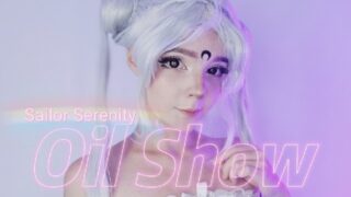귀여운 작은 가슴 십대 egirl 퀸 세레니티 서 세일러 문 코스프레 단 정치 못한 여자 빌어 먹을 그녀의 고양이
