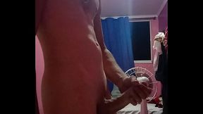 Mostrando a piroca depilada