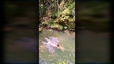 TS Angelique Monroe - A horny morning in the rainforest - long version