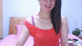 This lovely always smiling exotic webcam slut can't stop cumming