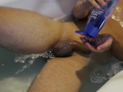Shaving male eggs while bathing