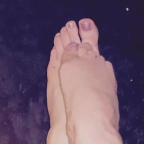 BambiAmbitas beautiful feet,  the hole scene or