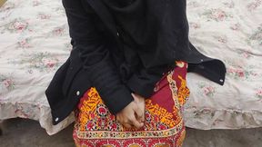 Find a Random Girl in Park