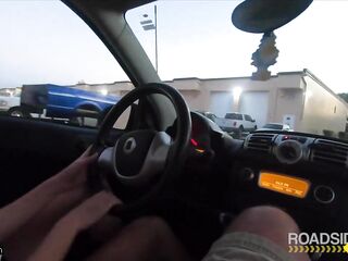 Roadside - Chick with Huge Tits Gets Screwed by the Mechanic