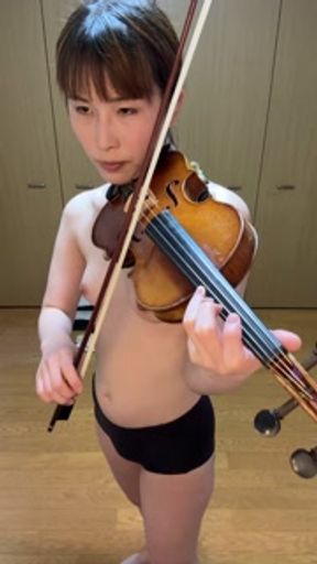 Japan woman plays the violin naked Vivaldi Spring