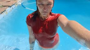 Showing off my sexy wet swim suit above water and blowing bubbles underwater