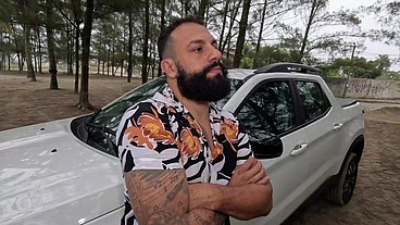 O cowboy fodeu no meio do mato no cuspe o cuzinho da morena rabuda