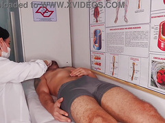 Ere o na frente da enfermeira