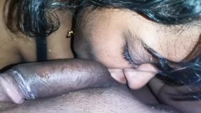 Horny bhabhi came to suck my cock in the morning on the day of Holi and dropped all the water in the mouth itself Hindi audio.
