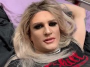 CD plays with dick